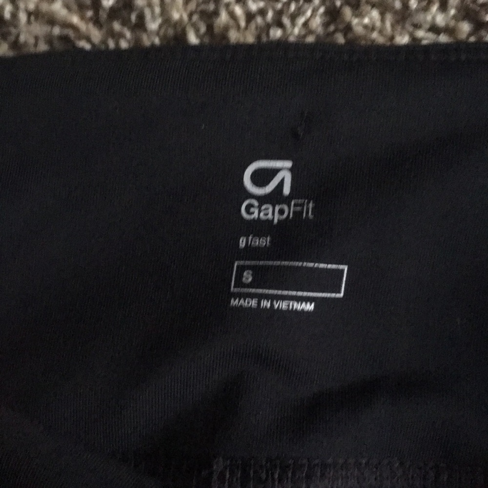 Gap fit crops - Picture 3 of 5